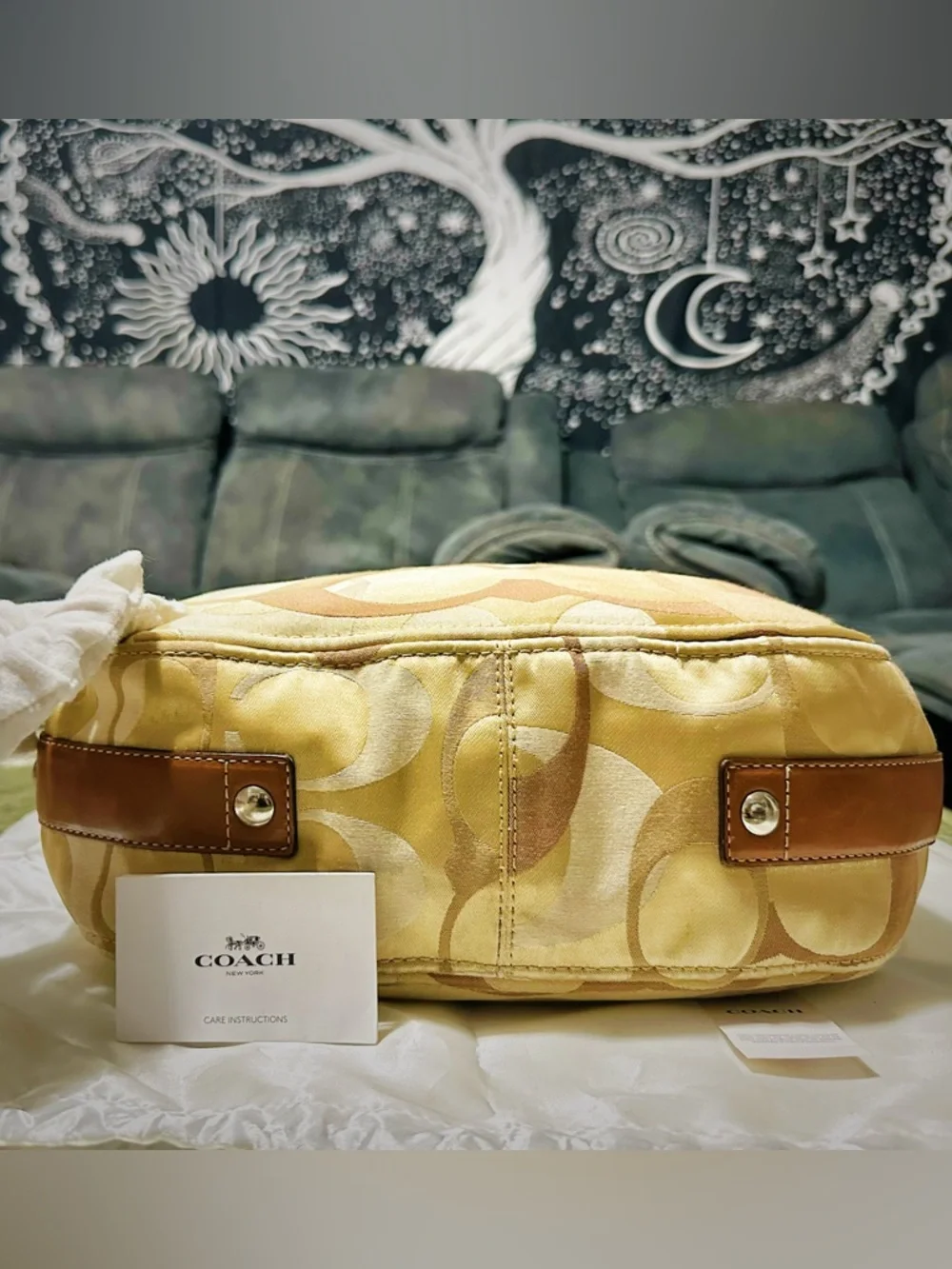 Vintage Coach soho Shoulder Bag Beige Signature Canvas with Brown Leather Trim - Picture 12 of 17